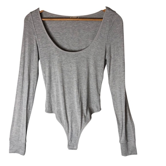 Free People Intimately Free Jersey L/S Bodysuit Sz M Scoopneck Gray Minimalist - Picture 1 of 6